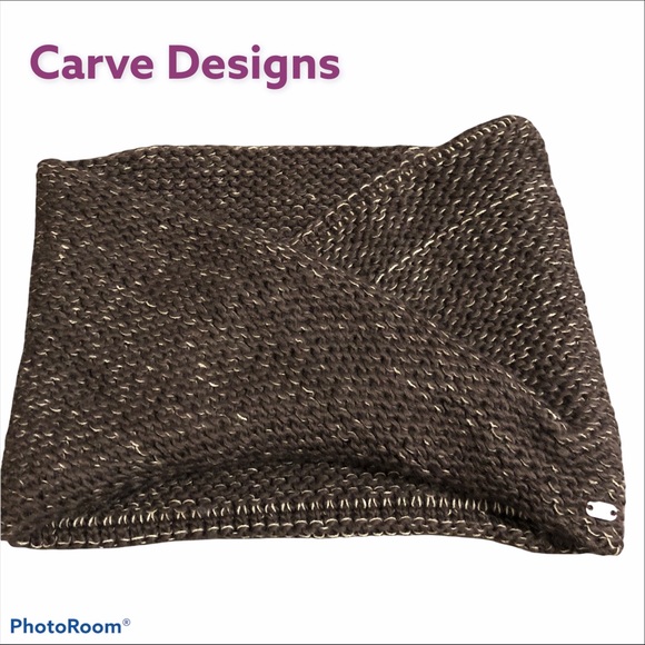 Cozy Carve Designs brown wool blend infinity scarf - Picture 1 of 6